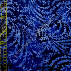 Bali Batik: Dunkelblau mit Ranken